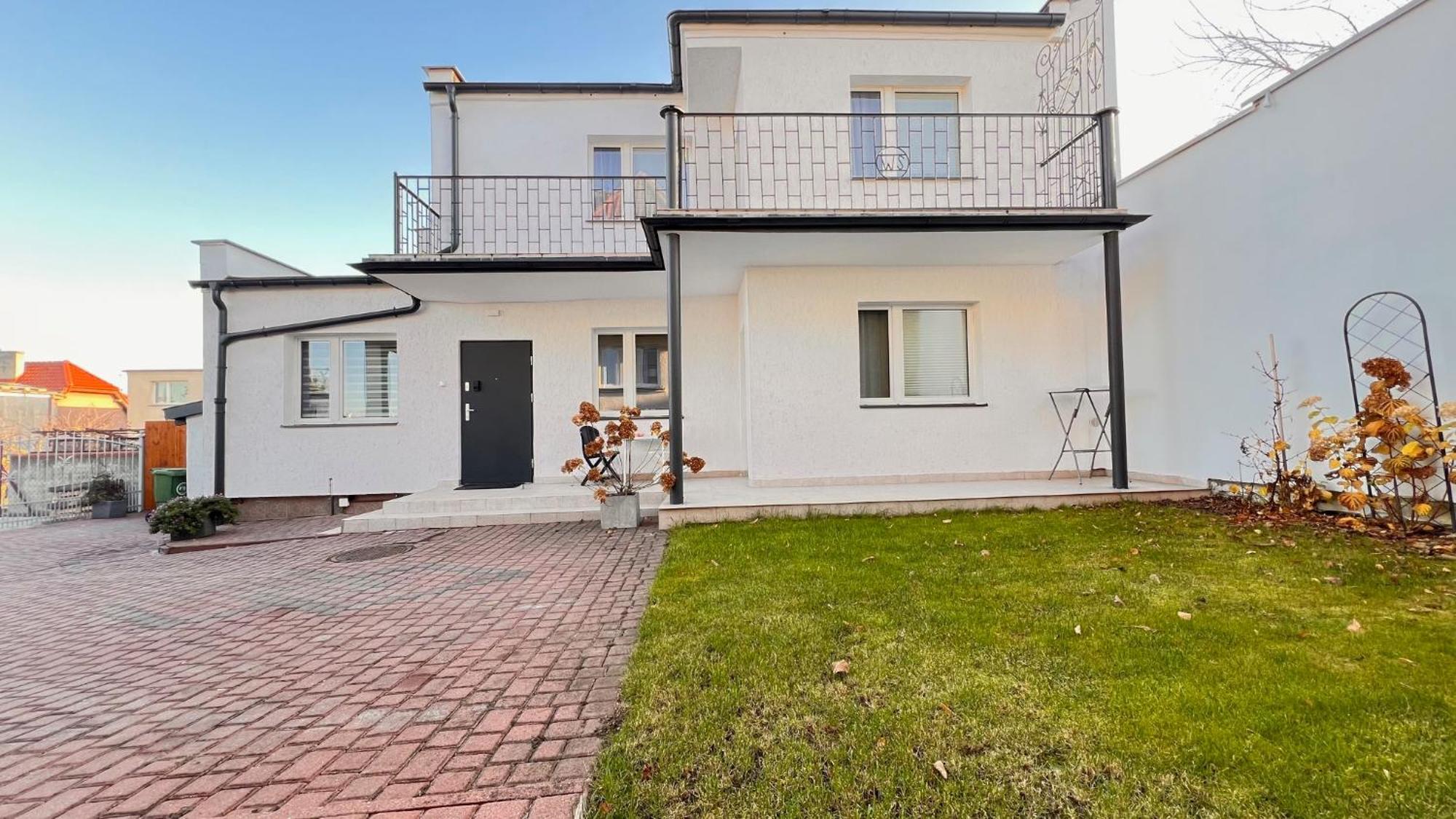 Domek 80M2 Na Wylacznosc Тчев Екстериор снимка